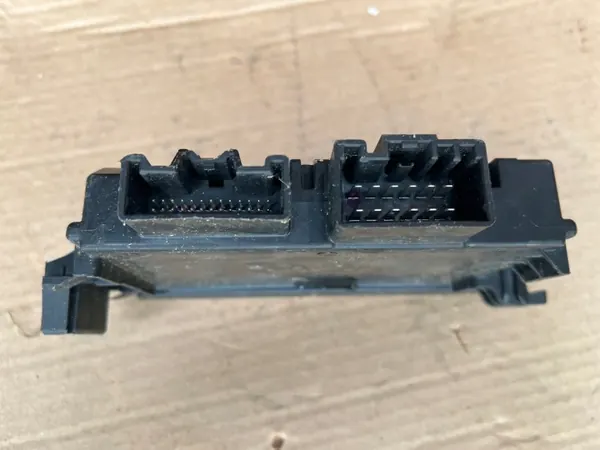 Module de hayon FORD OEM DG9T-14B673-AZ Galaxy MK3 image 3