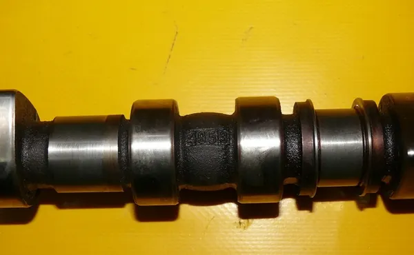 Insugningskamaxel Mercedes W140 6.0 S-Klass image 4