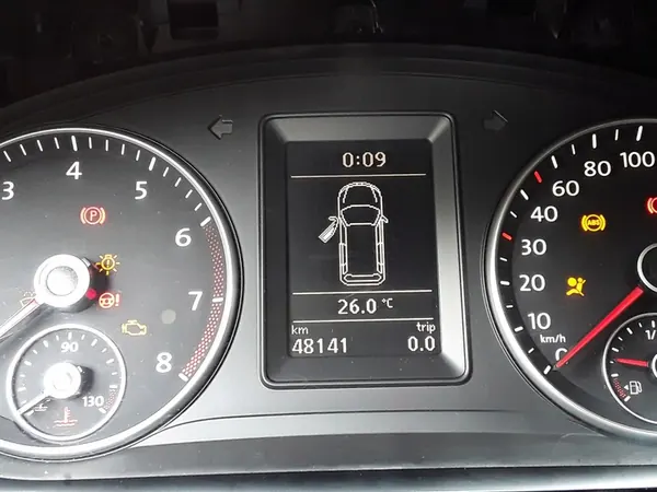 Vänster halvmellanaxel VW Caddy III 1.4 TSI 2020 2K3407271B image 8