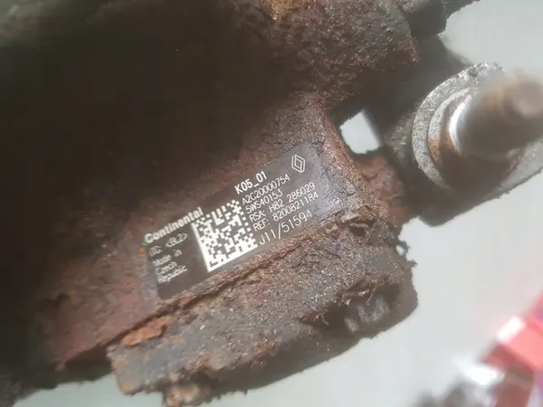 Brandstofpomp Continental 8200821184 image 2