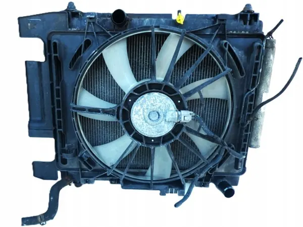 KOMPLET CHŁODNIC Z WENTYLATOREM TOYOTA YARIS II 1.4 D4D 2005-2011 ROK image 3