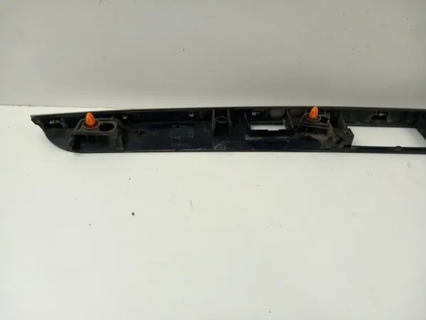 Garniture de hayon Mercedes Classe C W204 AMG OEM A2047400593 image 7