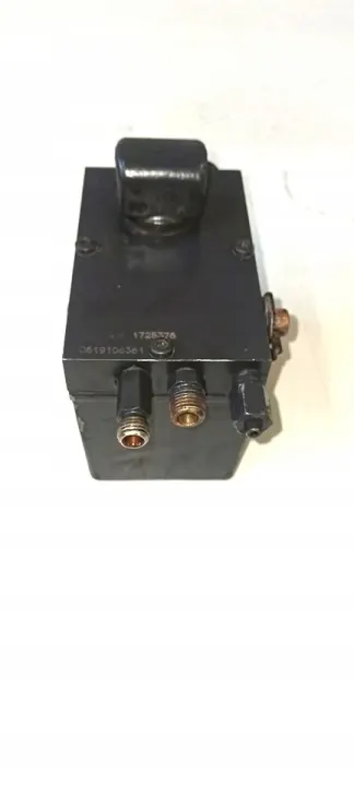 Bomba elevadora cabina Scania OEM 1549741 - Usado image 2