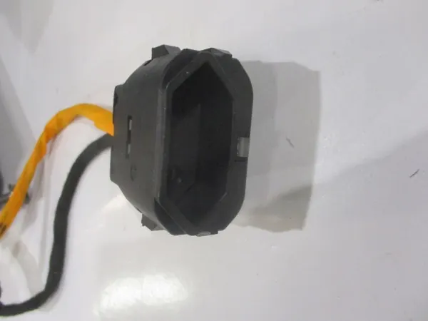 Spänningsomvandlare OEM 9806619180 Peugeot 308 image 3