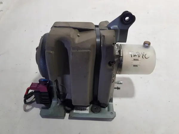 Mercedes-Benz dakpomp OEM A2078000030 - Gebruikt image 2