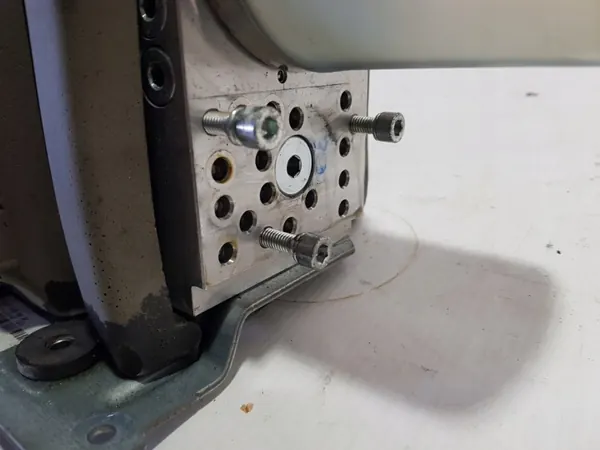Mercedes-Benz dakpomp OEM A2078000030 - Gebruikt image 4