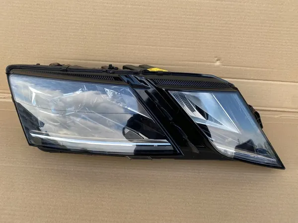 LÂMPADA DIREITA FULL LED SKODA OCTAVIA LIFT 5E1941016D image 2