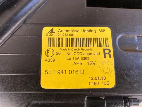 LÂMPADA DIREITA FULL LED SKODA OCTAVIA LIFT 5E1941016D image 8