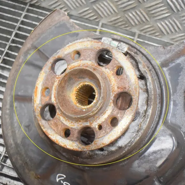 Cubo Roda Traseira Direita OEM 2303505408 Mercedes-Benz image 6