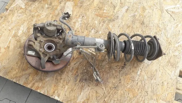 Etumainen Oikea Jousitus OEM HYUNDAI I30 II image 3
