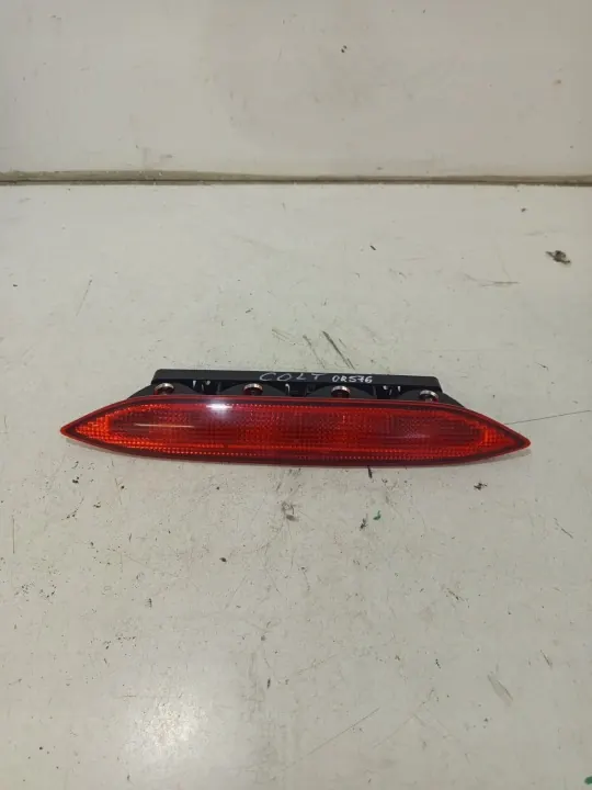 Feu stop MR957379 pour Mitsubishi Colt VI - Occasion image 2