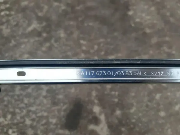 Mercedes-Benz daklijst links OEM A1176730103 image 4