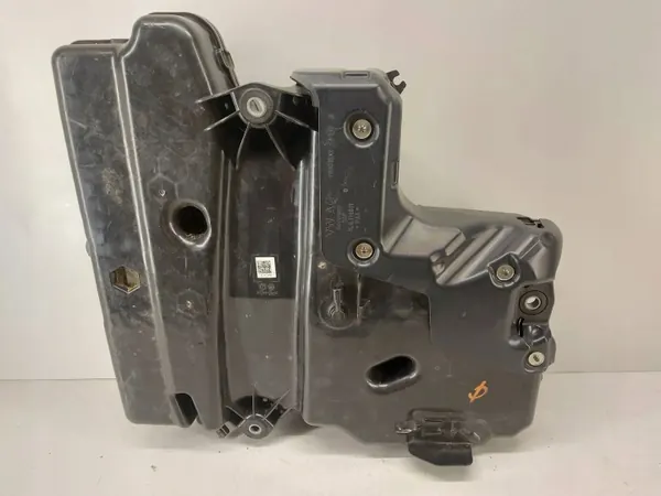 Begagnad AdBlue-tank OEM 7LA131877E för VW T6.1/T7 image 6