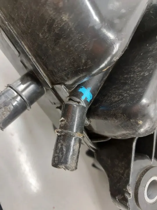 Begagnad AdBlue-tank OEM 7LA131877E för VW T6.1/T7 image 7