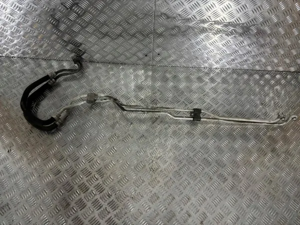 Porsche Panamera 970 e-hybrid öljynjäähdytin letkusarja OEM 97030709205 image 2
