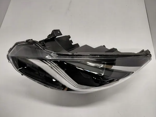 Opel Zafira C Lift Täys LED Vasen Lamppu image 2