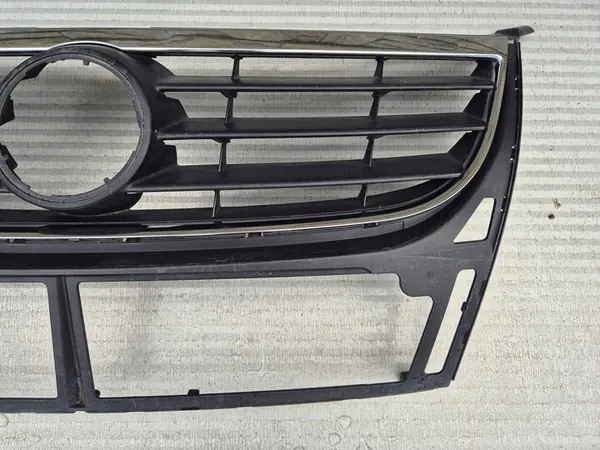 VW TOURAN 1T Grill Front Bumper 1T0853651D image 3