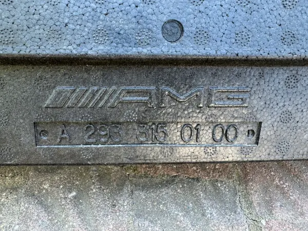 Mercedes EQC W293 Frontstoßdämpfer OEM A2933150100 image 4