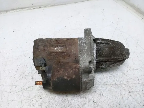 Arrancador Mitsubishi OE MR994922 image 2