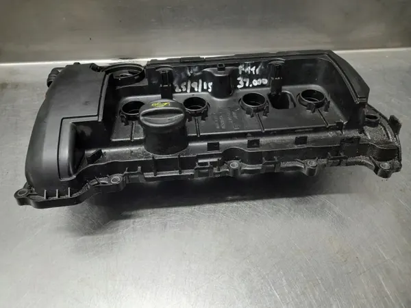Venttiilikansi OEM M03017B152 1.4/1.6 VTI:lle image 2