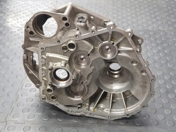Carcaça frontal DQ200 OEM 0AM301107 usado image 7