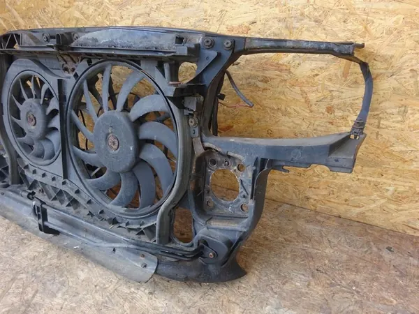 AUDI A4 B7 2.0 TFSI Etu Vahvistus Tuulettimilla OEM image 3