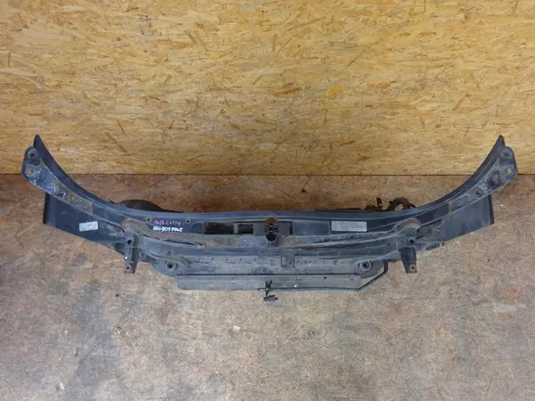 AUDI A4 B7 2.0 TFSI Etu Vahvistus Tuulettimilla OEM image 5