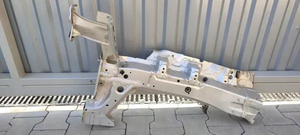 SX4 OEM Krockzon Långbalk Höger Fram - Begagnad image 2