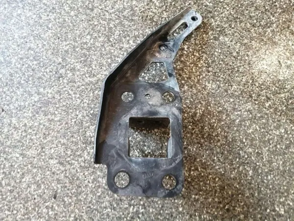 Radiatorbevestiging OEM 4F0805500 voor Audi A6 Avant image 3