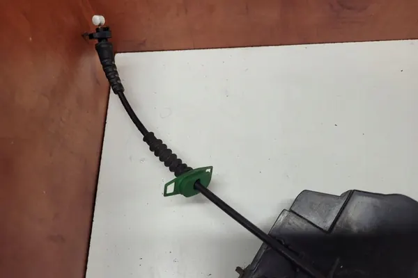 Bakre högra dörrlås BMW 5 (E60) 2008 image 3