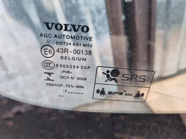 V40 II Frontscheibe mit Kamera Sensor OEM image 3