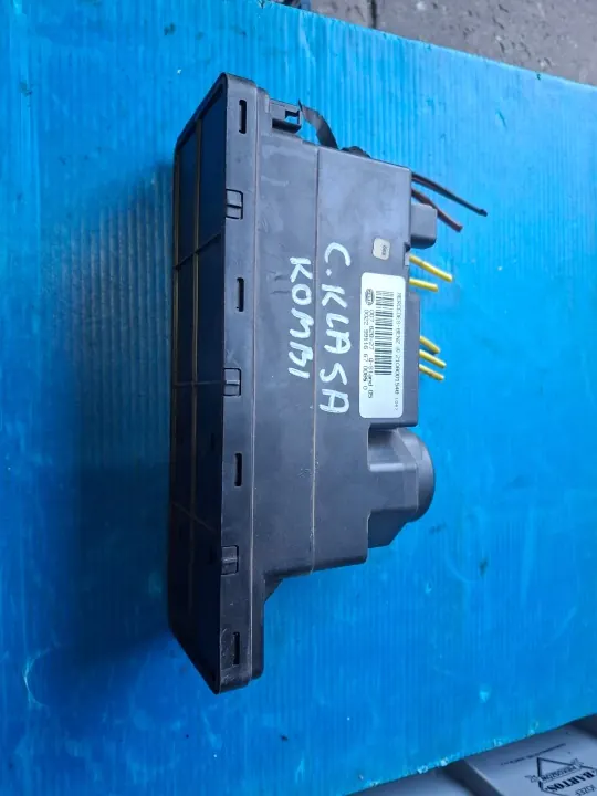 Mercedes W210 centrale vergrendelpomp OEM 2108001548 image 2