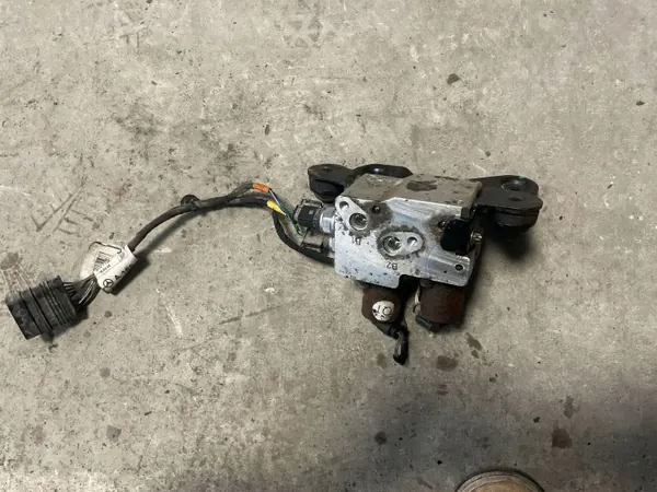 Module Suspension Pneumatique OEM A1663201358 Mercedes image 3