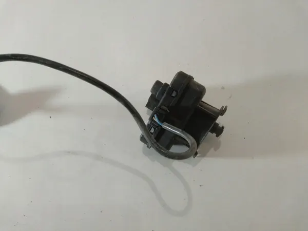 Volkswagen OE Bränslepåfyllningsaktuator image 4