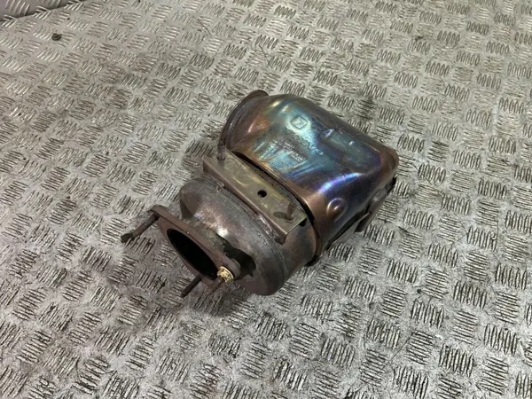 Volvo XC90 2018 Partikelfilter OEM 31430861 - Begagnad image 3