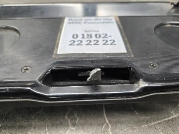 Handschuhfachdeckel Mercedes W123 OEM - Schwarz image 10