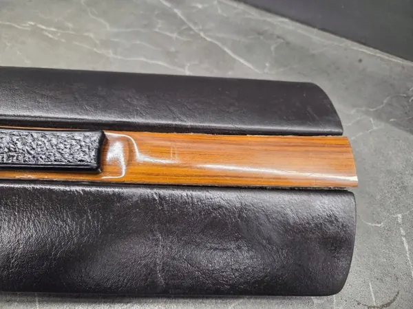 Handschuhfachdeckel Mercedes W123 OEM - Schwarz image 4