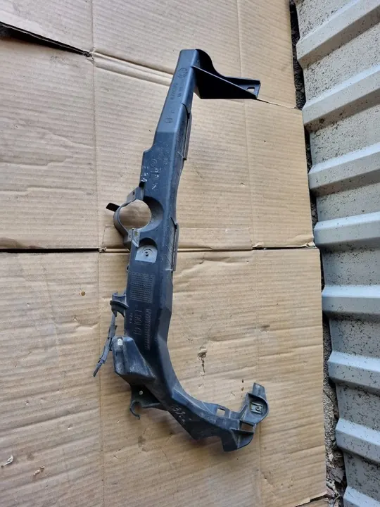 Deslizamiento de faro izquierdo BMW E90 51647138401 image 3