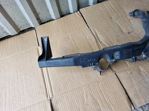 Deslizamiento de faro izquierdo BMW E90 51647138401 image 4