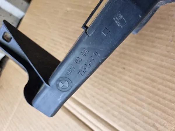 Deslizamiento de faro izquierdo BMW E90 51647138401 image 7