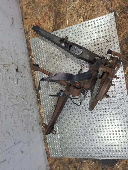 Mozzo Posteriore Sinistro 68083245AE Fiat Freemont 4x4 image 4