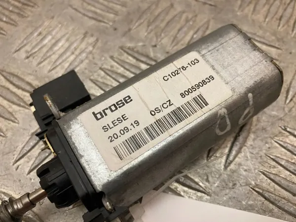 Moteur réglage siège Volvo XC90 OEM C10276103 image 5