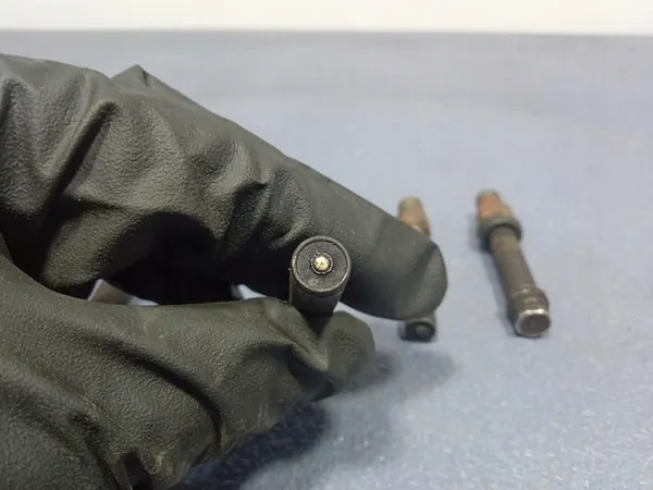 Iniettori AUDI A6 C4 2.0 Set 4 pz 035133551F image 4