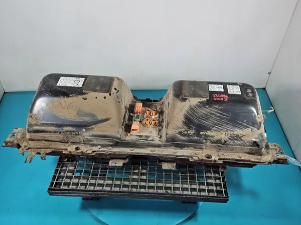 Gebruikte hybride accu OEM 9838612580 voor Peugeot 3008 II image 2