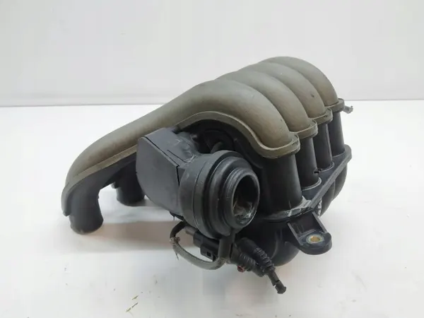Colector de admisión OEM 06D133210D Audi A4 B6 2.0 FSI image 3