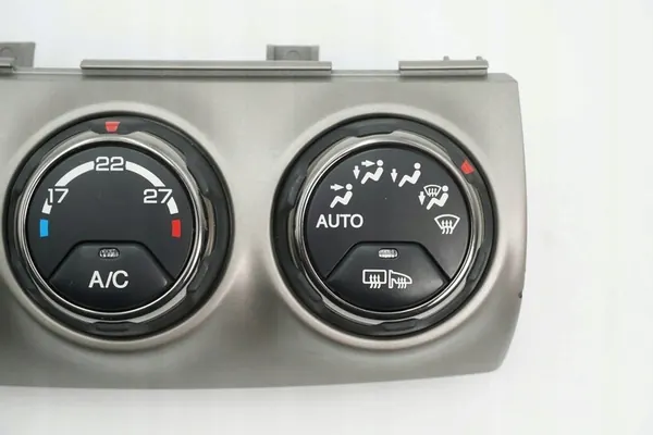 Panneau de Climatisation Honda CR-V D026Z image 3