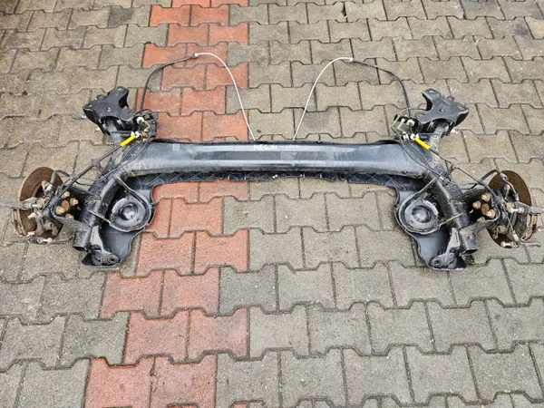OEM RENAULT MEGANE III LIFT Eixo Traseiro Usado image 2
