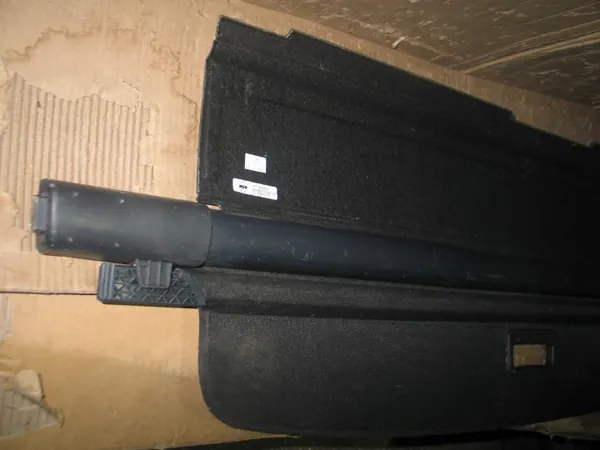 Skoda Octavia II Kombi bagagelucka rullgardin OEM 25259 image 10