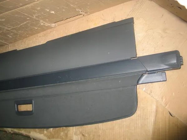 Skoda Octavia II Kombi bagagelucka rullgardin OEM 25259 image 4