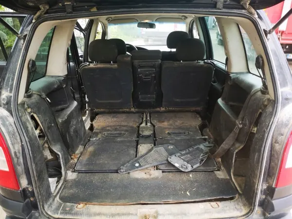 Colector de escape OEM 24442866 Opel Zafira 2.0L image 9